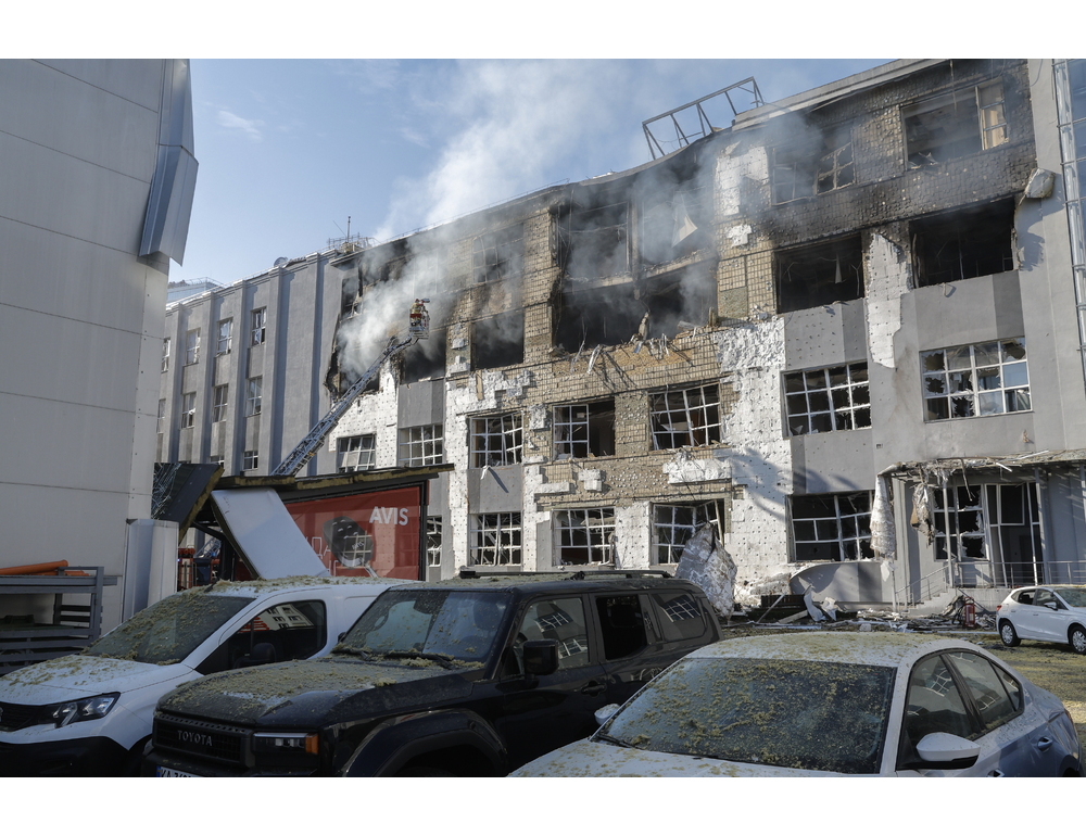 Kiev, 14 morti e 57 feriti in 24 ore per i raid russi