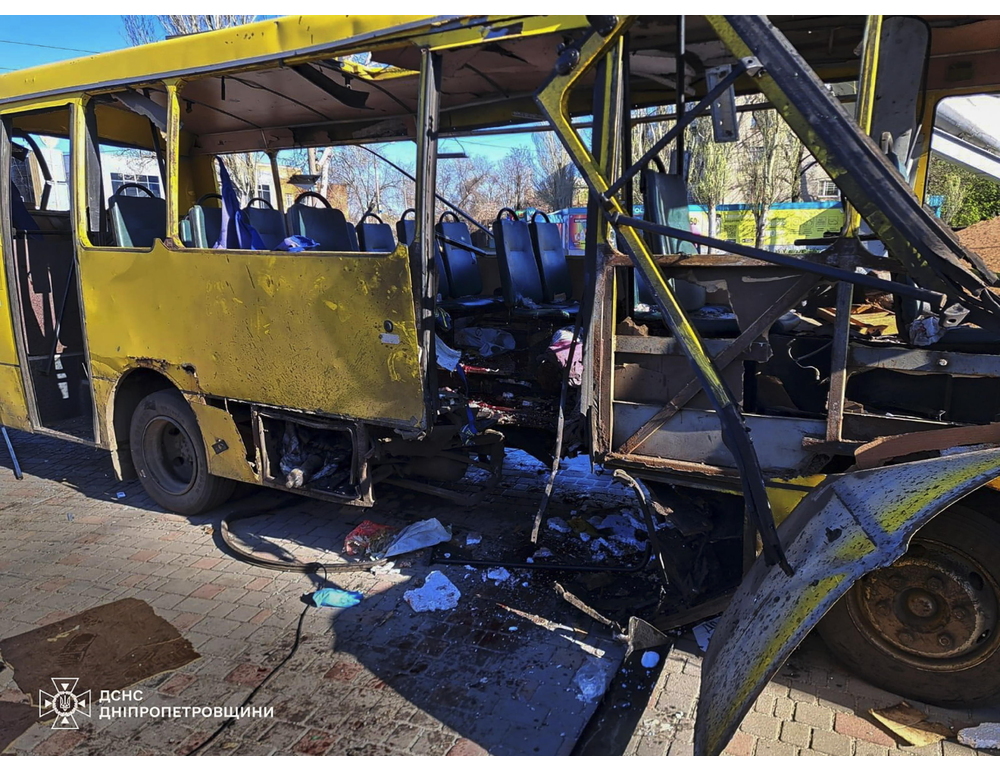 Kiev, ‘drone russo contro autobus di linea a Nikopol, 5 morti’
