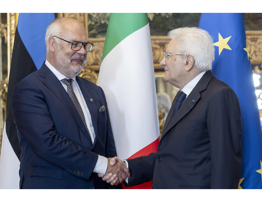 Mattarella, sostegno a Kiev, negoziati portino risultati
