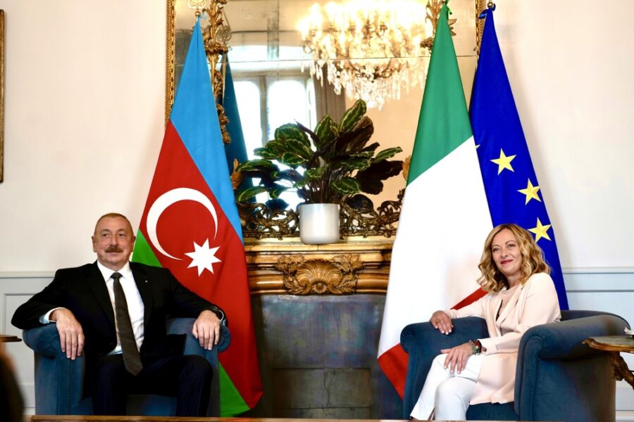 'Soprattutto in questa fase complessa. Grazie al presidente azero per l'attenzione'