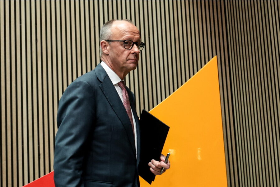 Nonostante la doppia debacle subita dalla Cdu alle elezioni amministrative