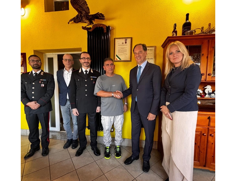 Ministro Ciriani visita carabiniere che ha tentato salvare donna