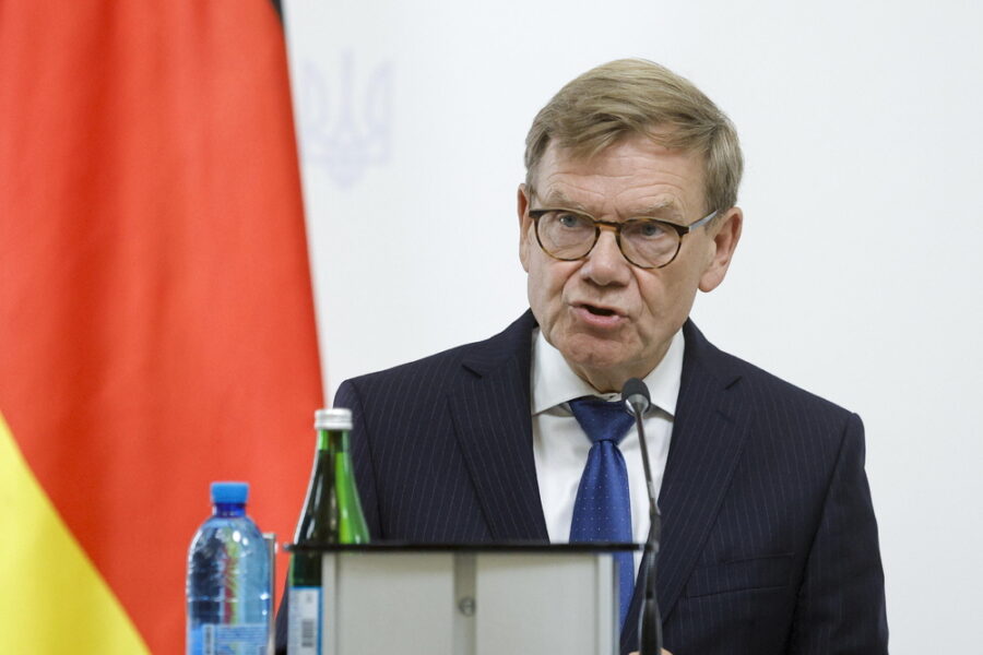 ANSAMinistro-Esteri-tedesco-chiude-il-consolato-russo-a-Bonn-e-Casa-russa