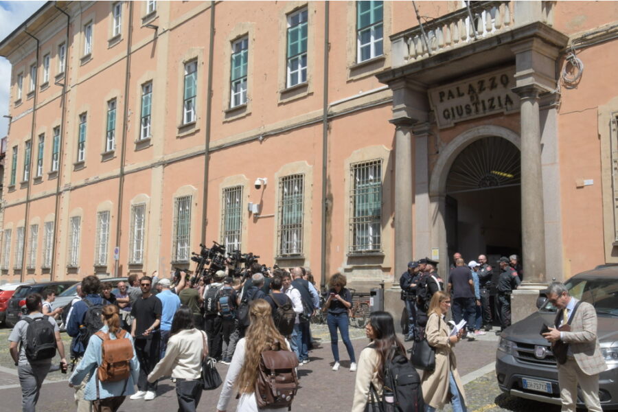 Presentata denuncia in Procura a Pavia