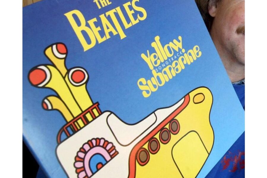 Autore della copertina dell'album "Yellow Submarine" dei Beatles e del primo logo di Mtv