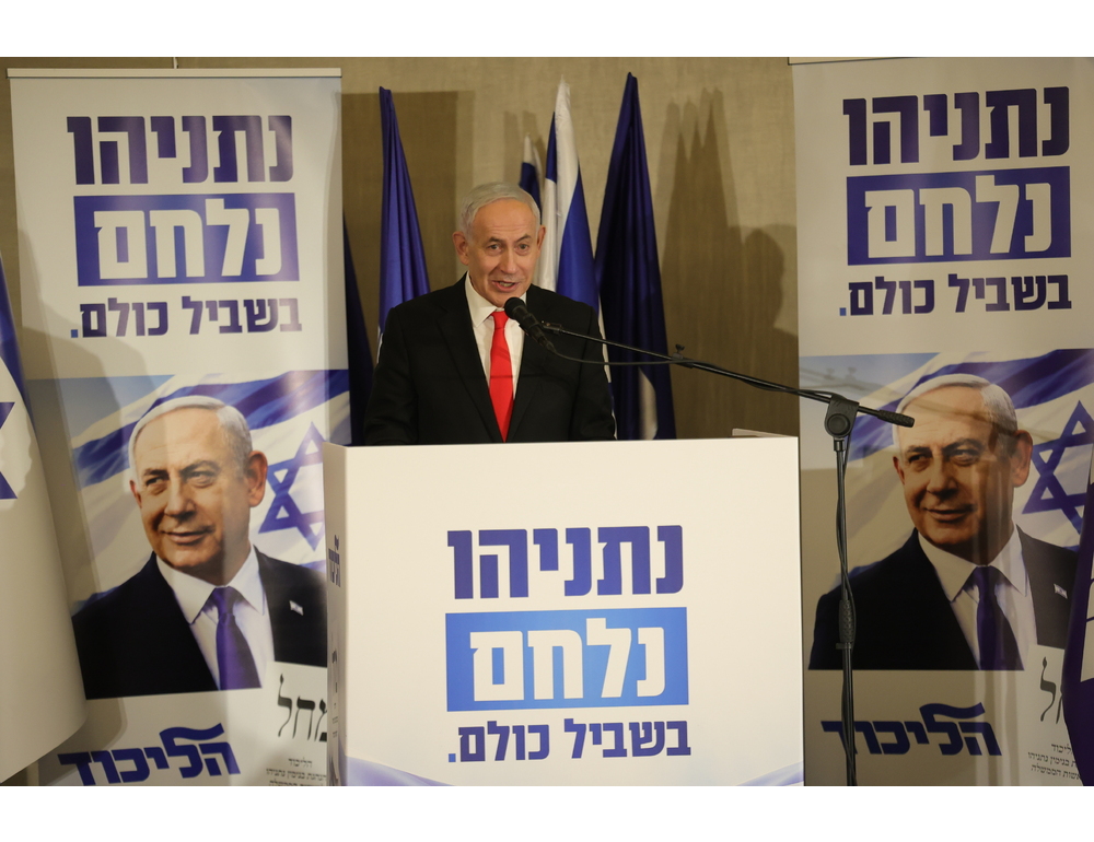 Netanyahu, ‘querelerò Haaretz, telefonata con Zayed mai avvenuta’