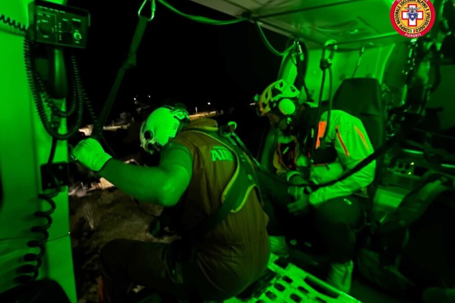 Intervento del Soccorso alpino lungo la via normale