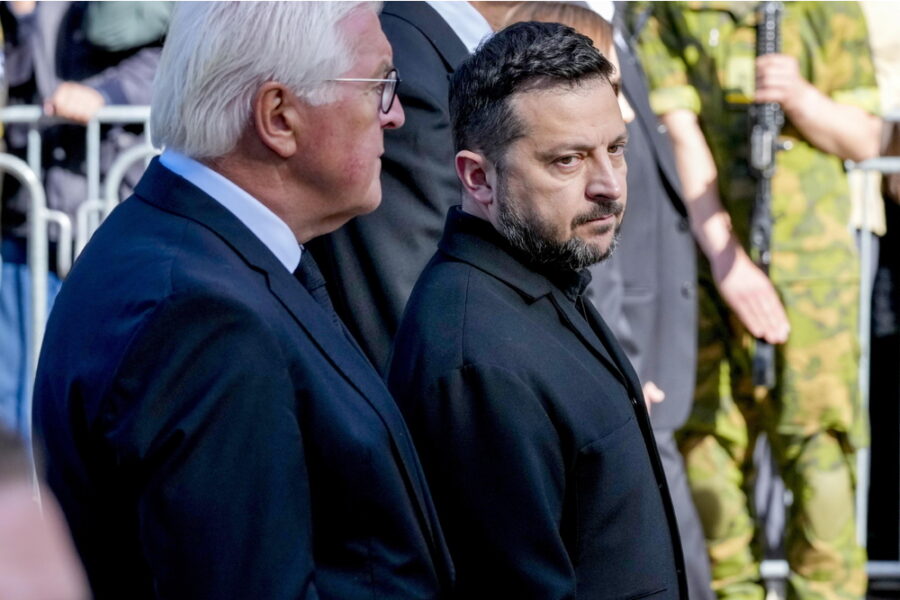 Il presidente ucraino si stava dirigendo a Oslo per i funerali del re Harald V