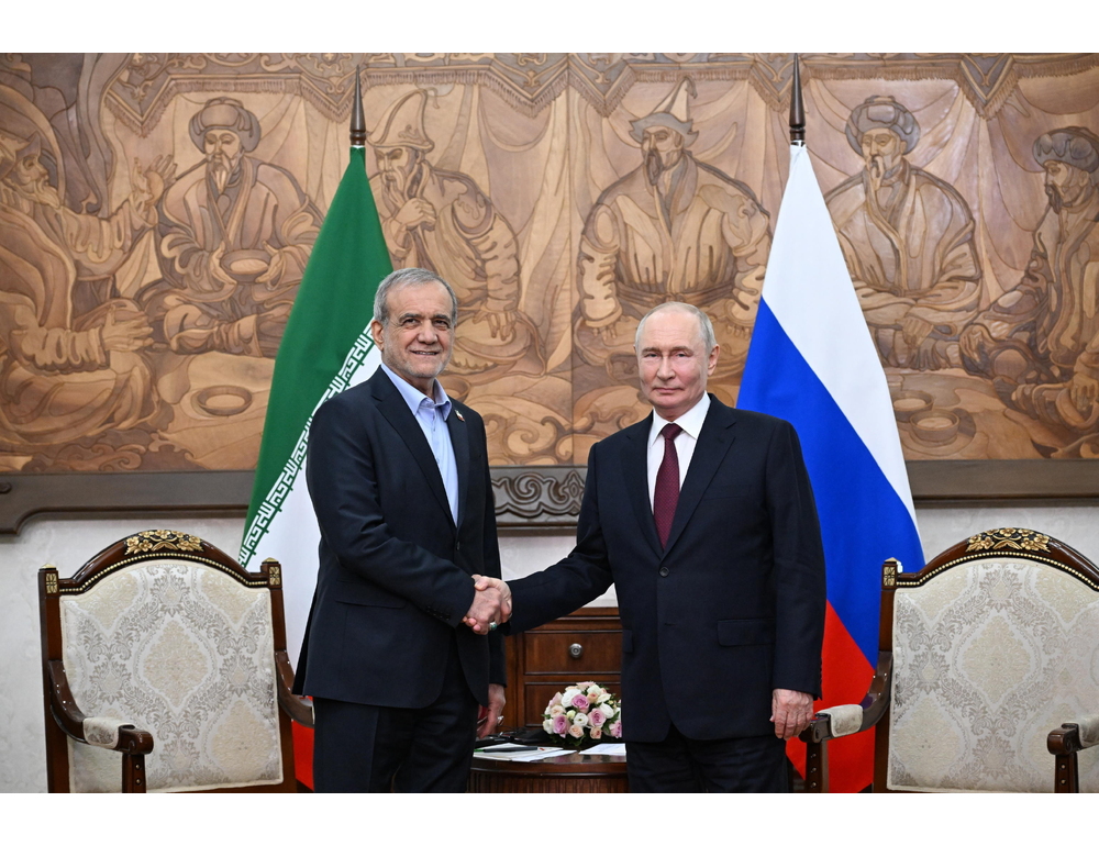 Putin a Pezeshkian, ‘ammiriamo vostro coraggio nella lotta per interessi nazionali’