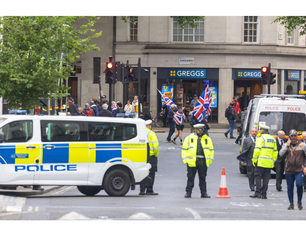 Quattro persone accoltellate a Londra, matrice per ora non chiara
