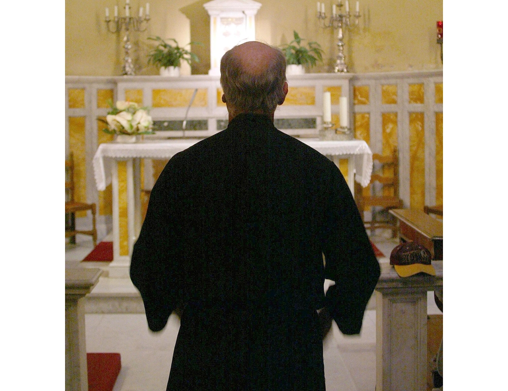 Scambio di salme all’obitorio di Firenze, salta il funerale