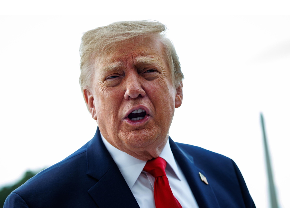 Sondaggio Wsj, ‘consenso Trump a 37%, ai minimi dal 1990 per presidente a vigilia midterm’