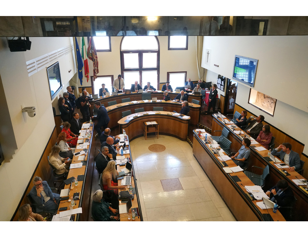 Su autonomia centrodestra si ricompatta in Veneto, passa mozione su preintese