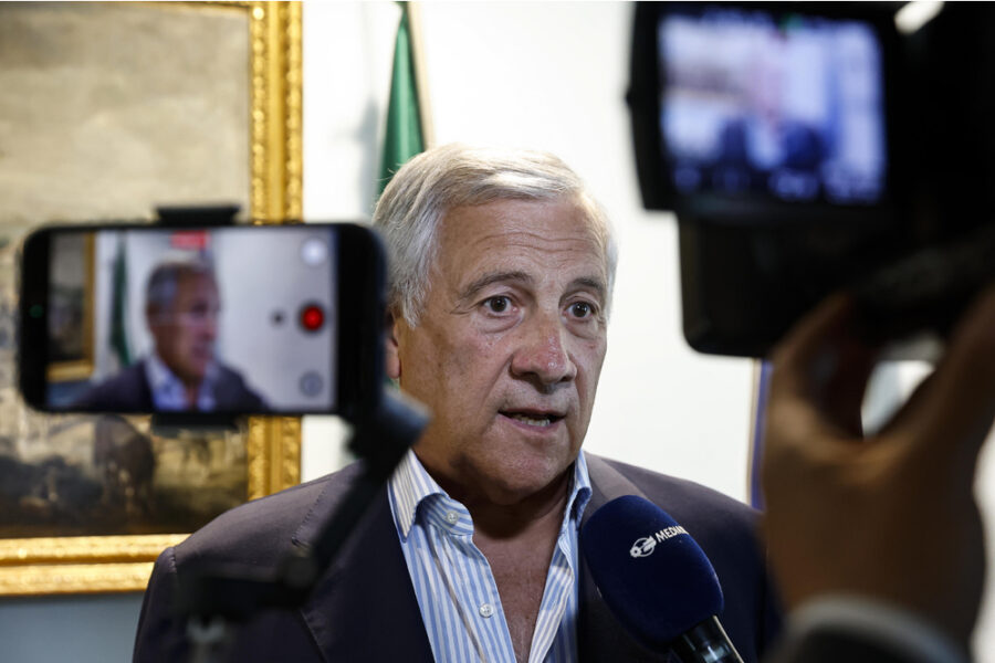 'Deriva populista e fanatica'