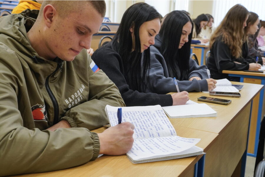 ANSATroppi-attacchi-russi-universita-di-Kiev-passa-alle-lezioni-on-line