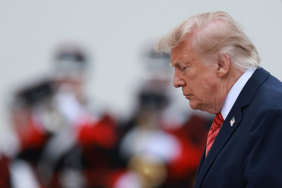 Lo ha detto il presidente Usa dopo l'allarme lanciato dai colossi del settore americani