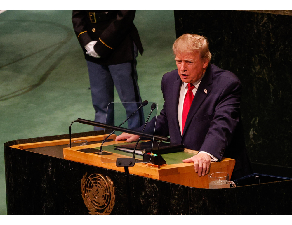 Trump, invierò subito massiccia presenza militare in Groenlandia, costruiremo 2 basi