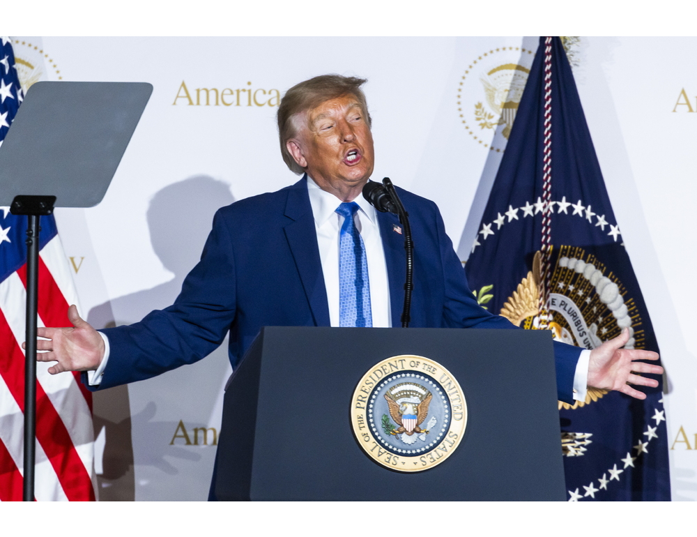 Trump, ‘per l’Ia deve esserci l’autoregolamentazione, non paletti’