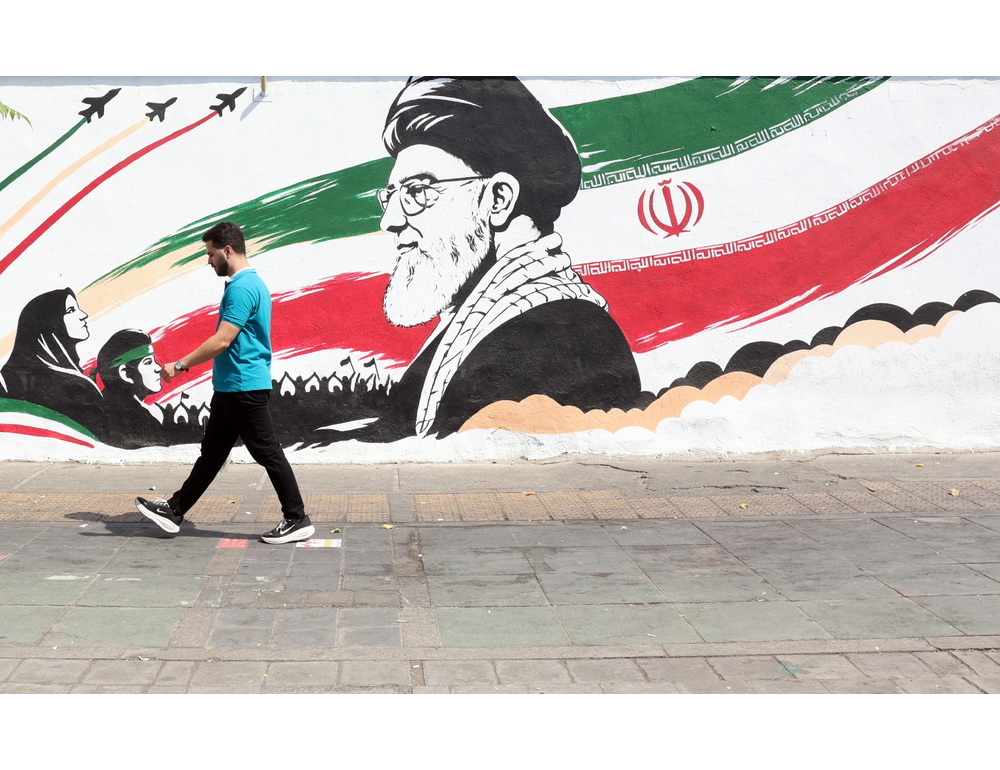 Tv Iran, ‘aeroporto nel sud del Paese preso di mira da un raid Usa’