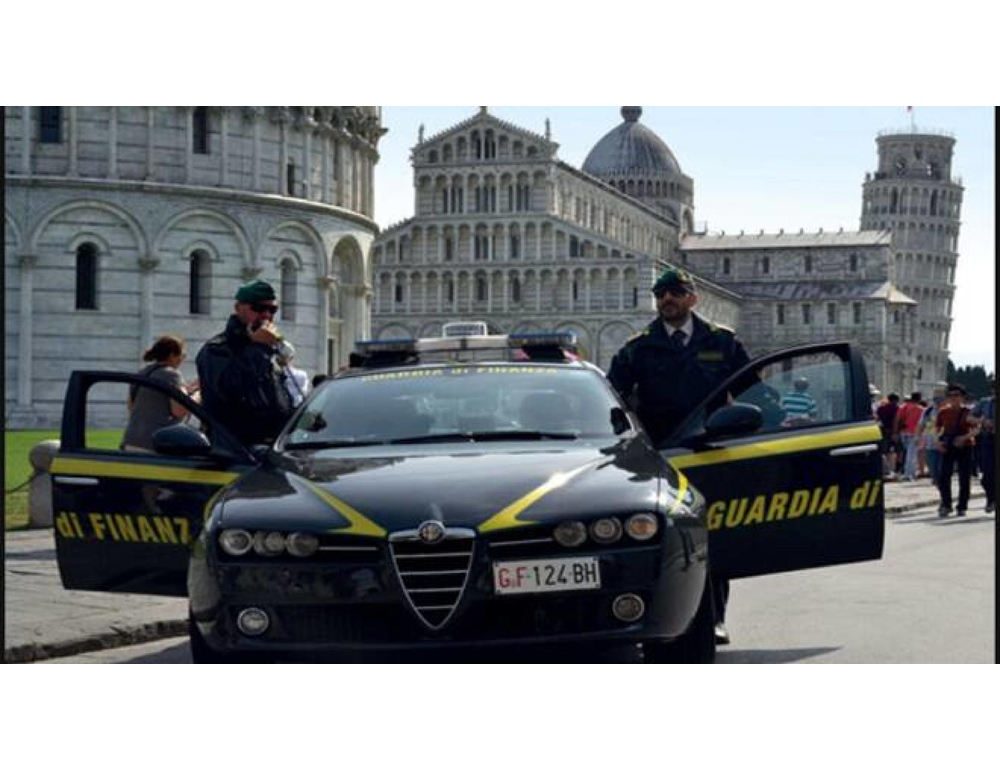 Usano Telegram per vendere droga a universitari di Pisa, 3 arresti