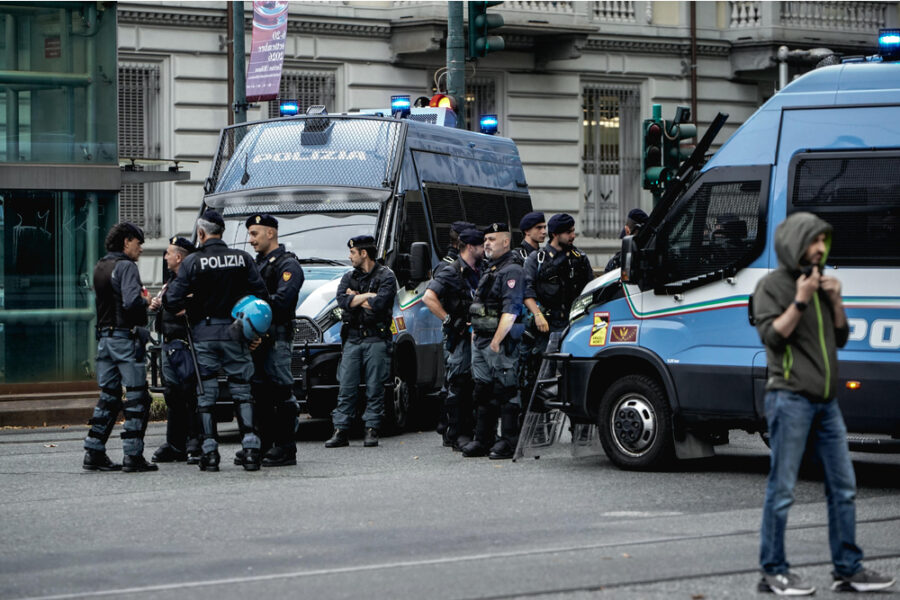 Con manifestanti dei centri sociali. Monitorato dalle forze dell'ordine