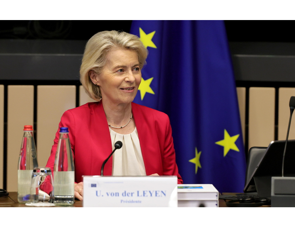 Von der Leyen, ‘inviterò i boss dell’IA, dibattito su come gestire la sfida’