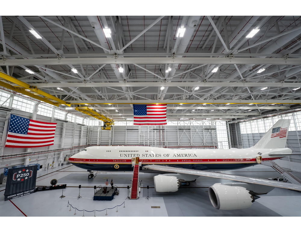 Wp, Trump userà ancora l’Air Force One del Qatar nonostante i timori per la sicurezza
