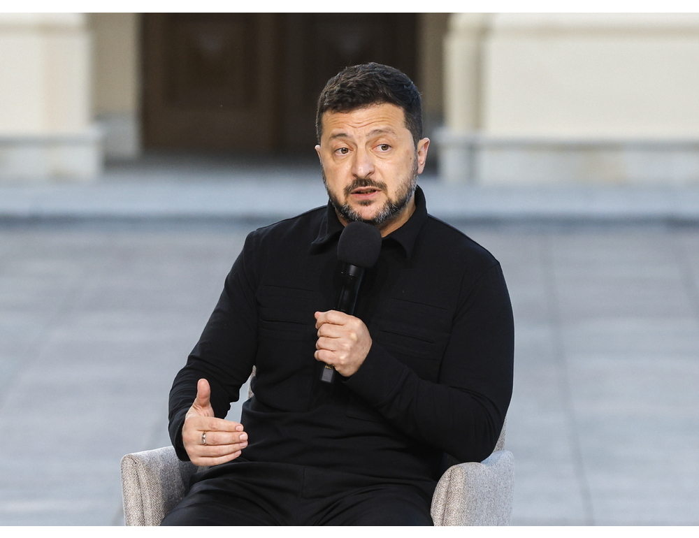Zelensky, spero di incontrare Trump questo mese per discutere di difesa aerea