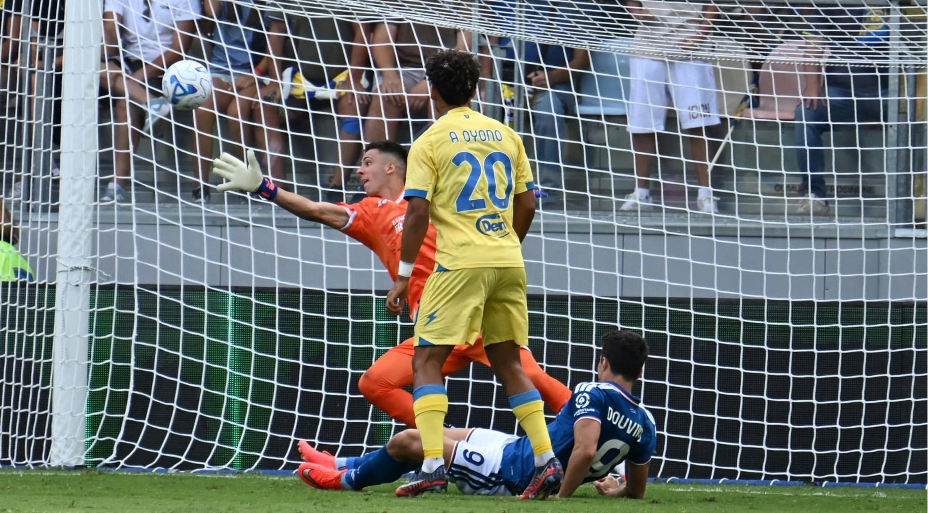 Fabregas e lo stop a Frosinone: “Dobbiamo crescere ed essere più concreti”