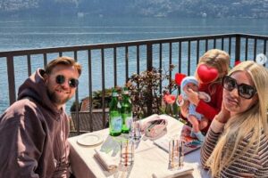 Füllkrug, dopo il gol al Lipsia gli scatti  social con il Lario sullo sfondo