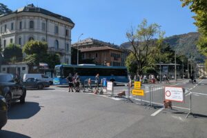 Lungolago di Como chiuso, traffico in tilt in città e sulla Lariana