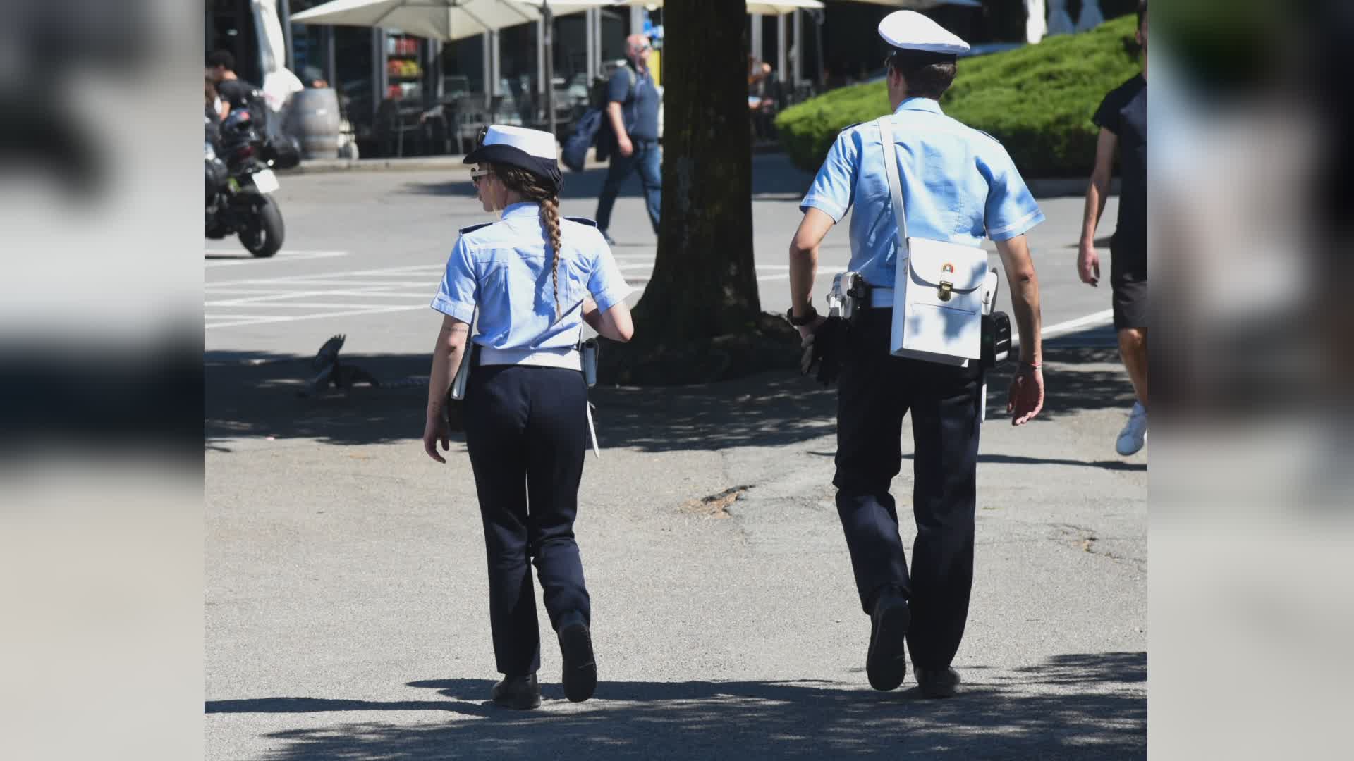 Alcol e bivacchi, controlli della polizia locale a Como, raffica di allontanamenti