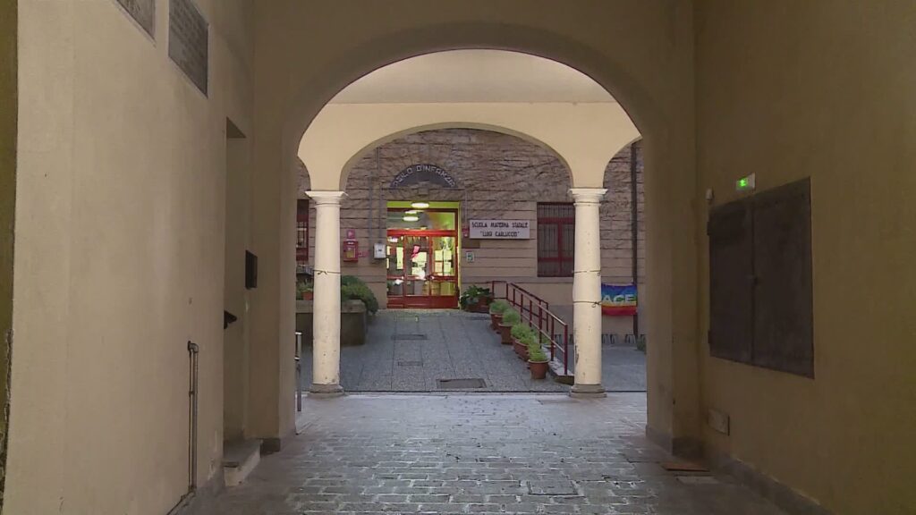 Como, chiusura dell'asilo 