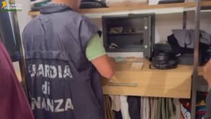 Maxi frode fiscale nel settore dell’elettronica, coinvolte anche società del Canturino