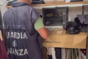 Maxi frode fiscale nel settore dell’elettronica, coinvolte anche società del Canturino