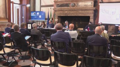Piano scuole di Como bocciato. Rapinese: “Normativa regionale creata ad hoc”. L’attacco di Gaddi