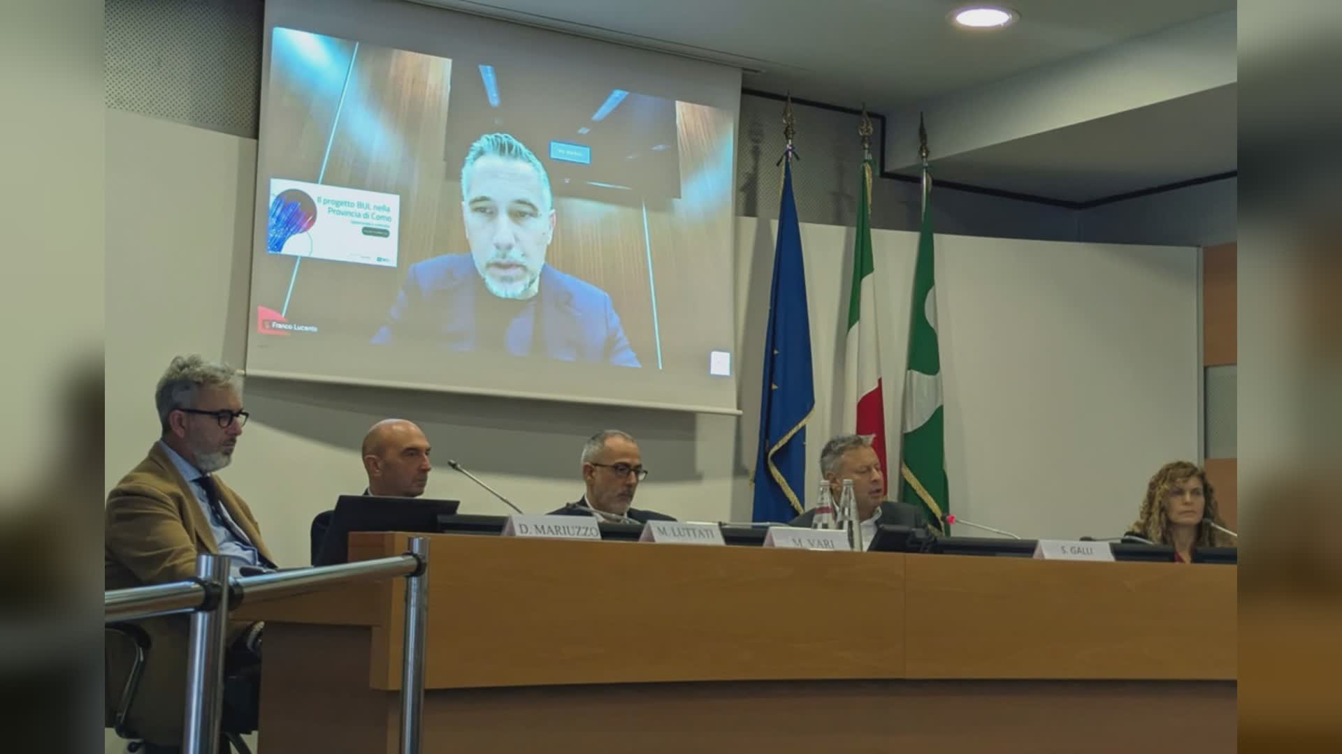 Como, completati i lavori di posa della fibra ottica. Lucente: “Connessi 145 comuni della provincia”