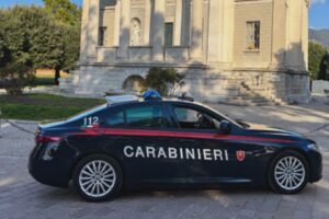 Rapine, violenza e furti in centro Como, fermata la banda. Due arresti e tre divieti di dimora