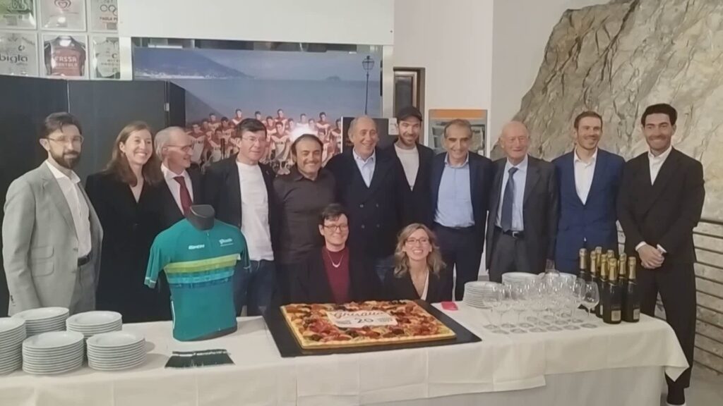 Festa per i vent'anni del Museo del Ghisallo: Vip del ciclismo alla celebrazione ufficiale