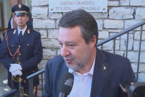 Variante Tremezzina, visita lampo in cantiere per il ministro Salvini: “Con fiducia verso il 2031”