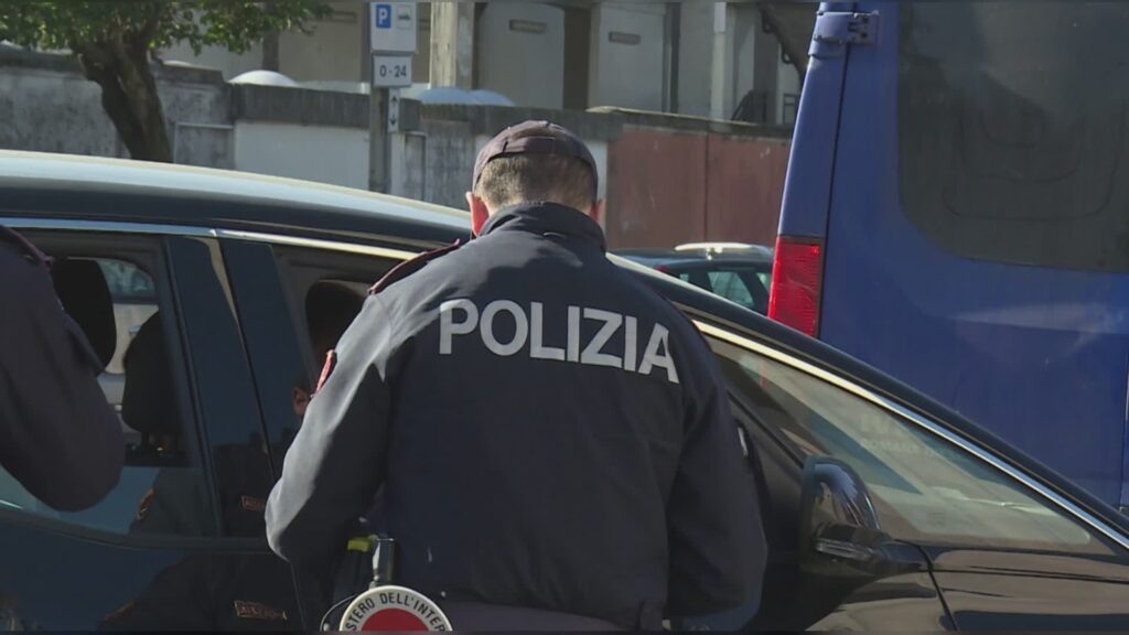 Polizia sotto organico nella Como dei grandi eventi. L’appello degli agenti: “Servizi a rischio