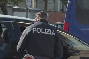 Polizia sotto organico nella Como dei grandi eventi. L’appello degli agenti: “Servizi a rischio”