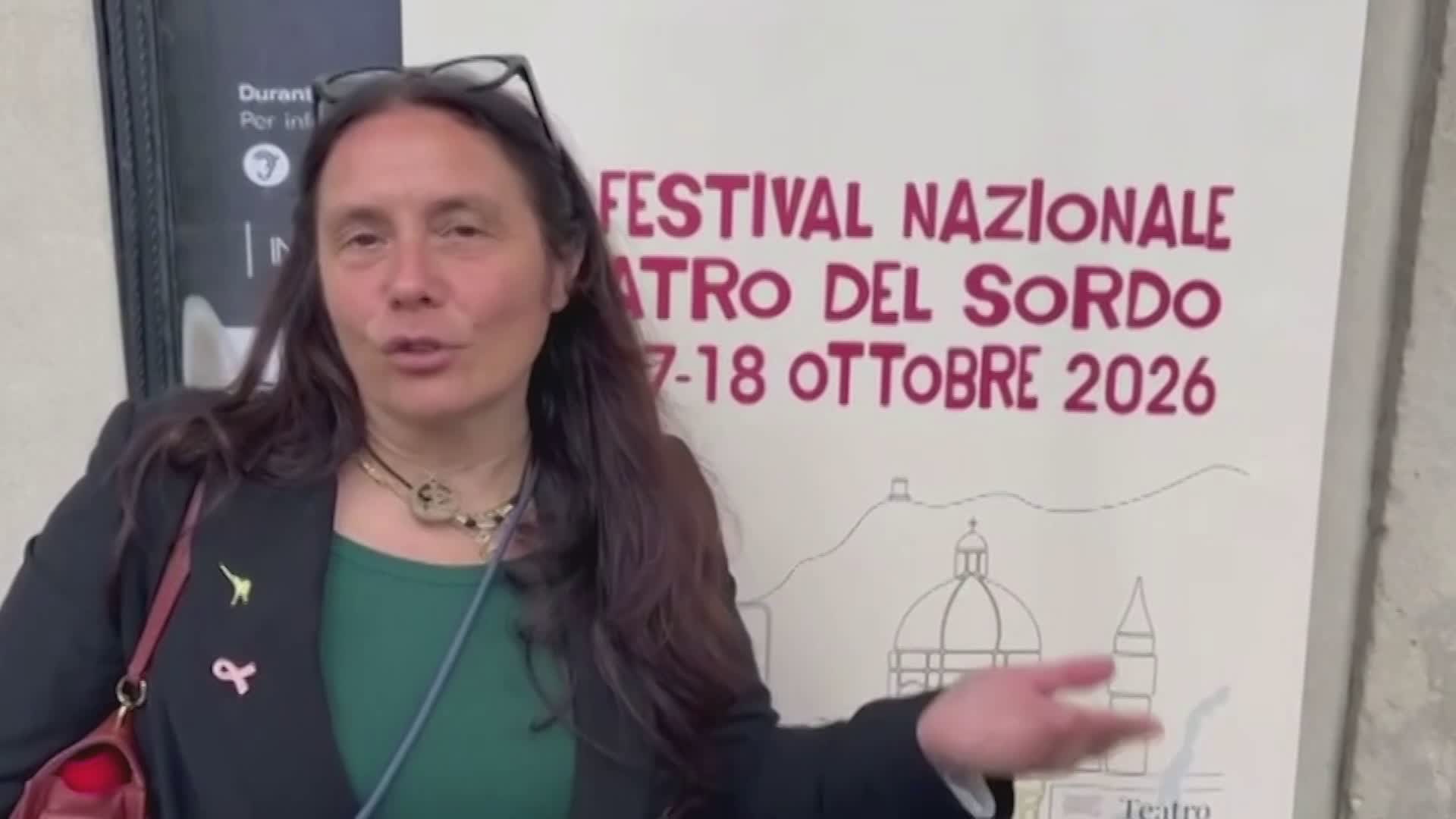 “Festival Teatro del Sordo” e “Lombardiadi”. Il ministro Locatelli sul Lario al fianco dei volontari