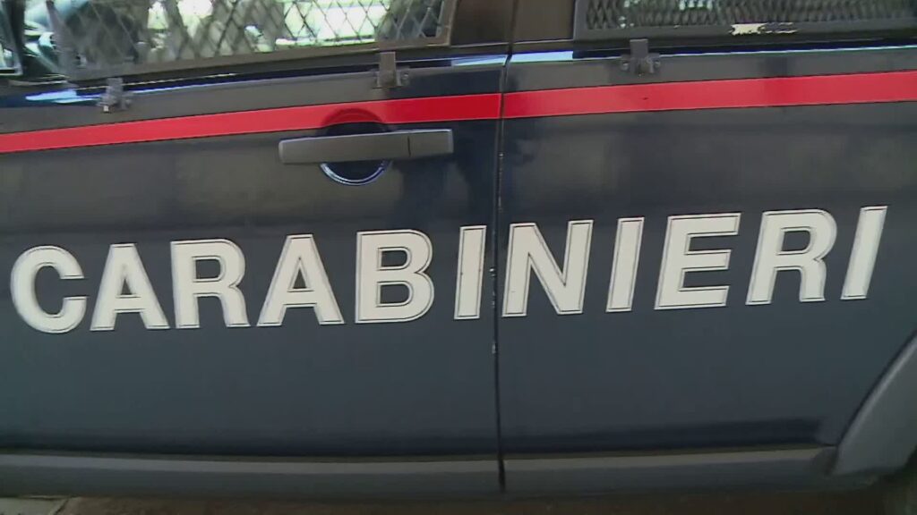 Torno, ruba una bici elettrica da 4.500 euro: denunciato 24enne marocchino