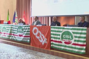 Frontalieri, i dati della ricerca di Cisl e Ocst. Tassa della salute, Sertori: “Si pagherà nel 2027″