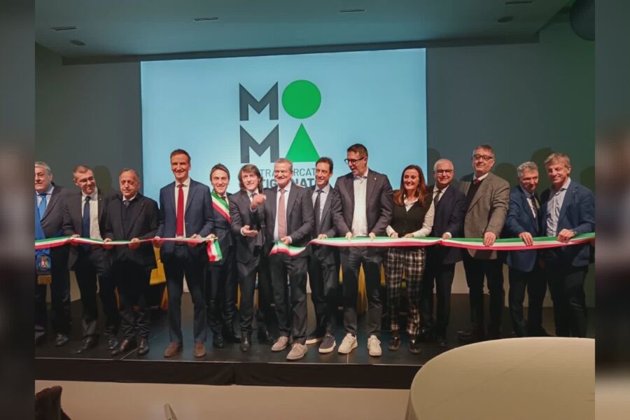 18318 Erba inaugurata a Lariofiere la Mostra Mercato Artigianato 1792857545