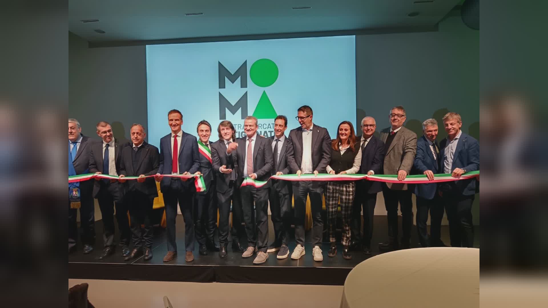 Erba, inaugurata a Lariofiere la Mostra Mercato Artigianato