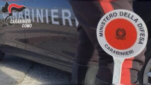Fuori strada con tasso alcolemico sopra il limite: patente ritirata, l’aveva conseguita da 5 giorni