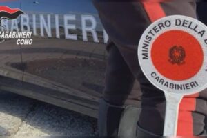 Fuori strada con tasso alcolemico sopra il limite: patente ritirata, l’aveva conseguita da 5 giorni