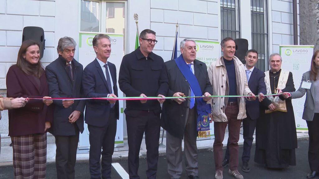 Como, il Centro per l'impiego cambia casa. Taglio del nastro nell'ex Provveditorato restaurato